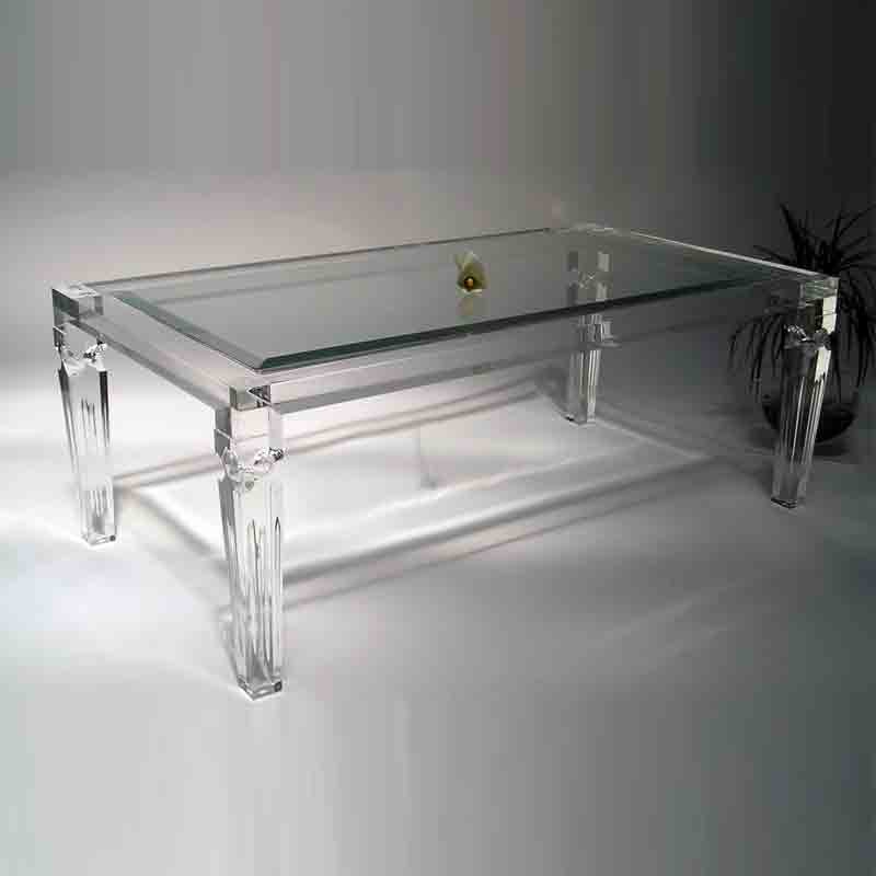 Coffee Table In Plexiglass Angela