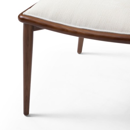 chaise repas vintage LAURA bois tissu blanc detail pied