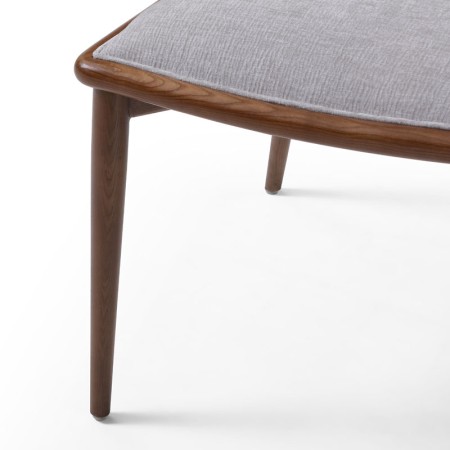 chaise repas vintage LAURA bois tissu gris detail pied